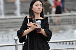 上海新茶工作室：The wisdom结晶 of tea art masters! Shanghai New Tea Studio reveals the details of the tea-making process.